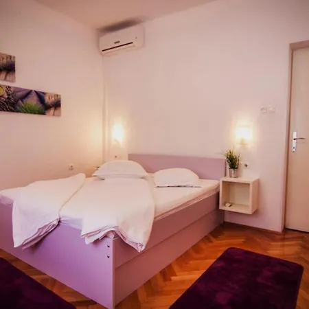 ヴィラ Lara With Pool&whirpool&pet Friendly&100m From The Sea- Rab By Guide *