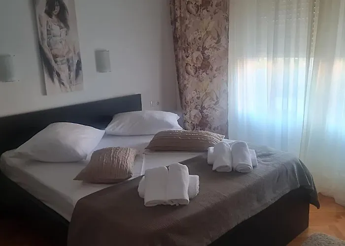 Lara With Pool&whirpool&pet Friendly&100m From The Sea- Rab By Guide * 라브