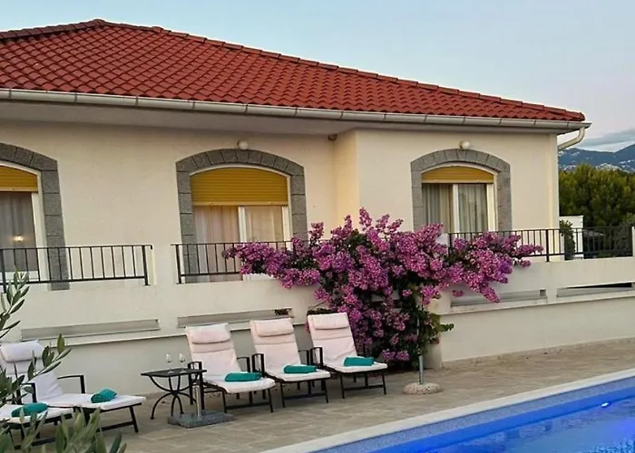 Lara With Pool&whirpool&pet Friendly&100m From The Sea- Rab By Guide * 라브